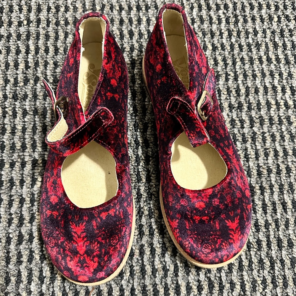 Young Soles Velvet Mary Janes